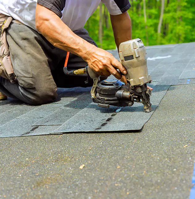 Trusted Cedar Shingle Replacement Experts Serving Mundelein, IL