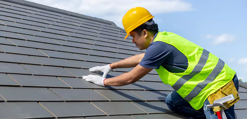 Professional Hail Damage Roof Repair Services in Mundelein, IL