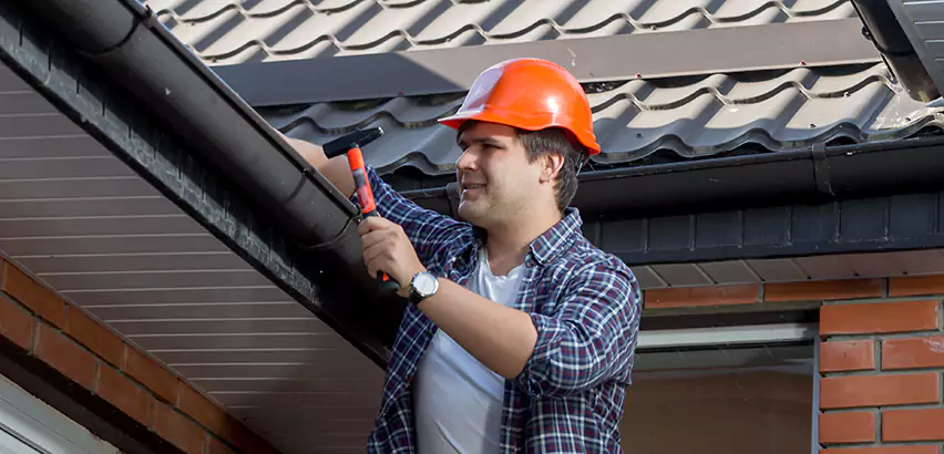Gutter Fascia Repair in Mundelein