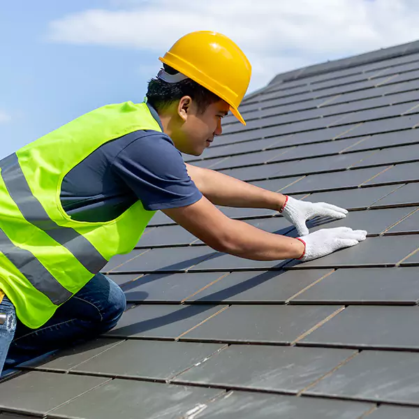 Why Mundelein Businesses Rely on Mundelein Roofing Pro for Roof Maintenance?