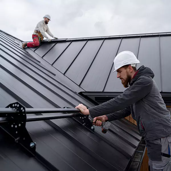 Why Mundelein Property Owners Choose Mundelein Roofing Pro for Metal Roof Repair?